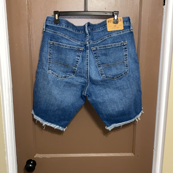 Hollister Shorts - Picture 3 of 3